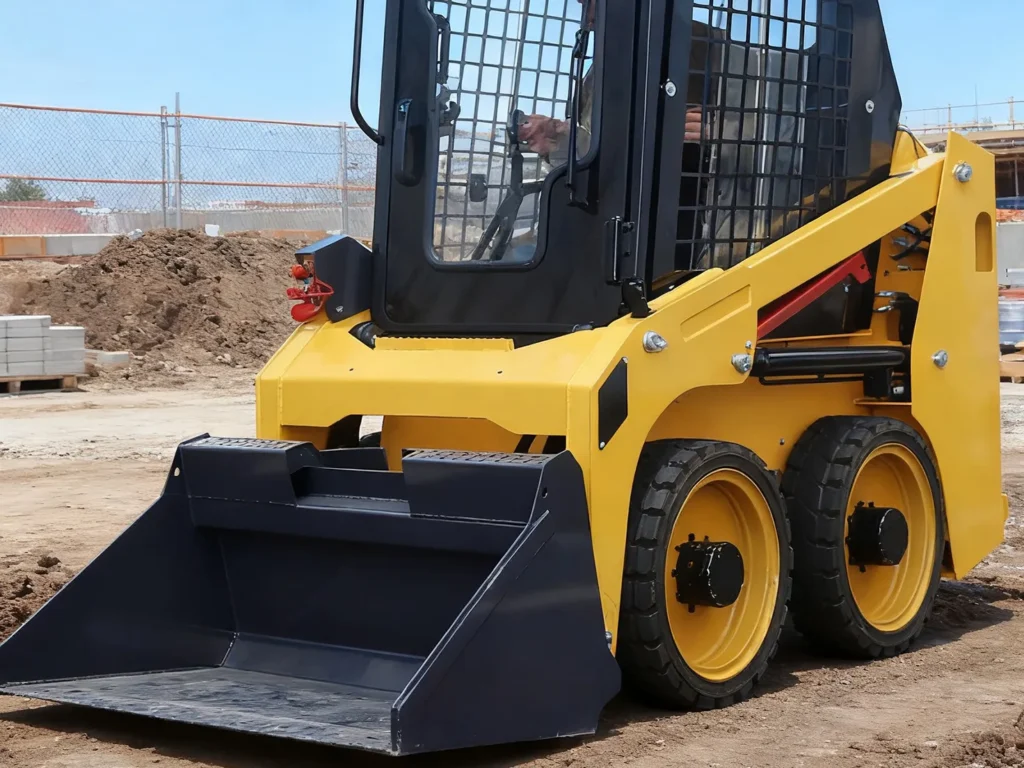 Tozlu dış sahada çalışan S25 ağır mini yükleyici
