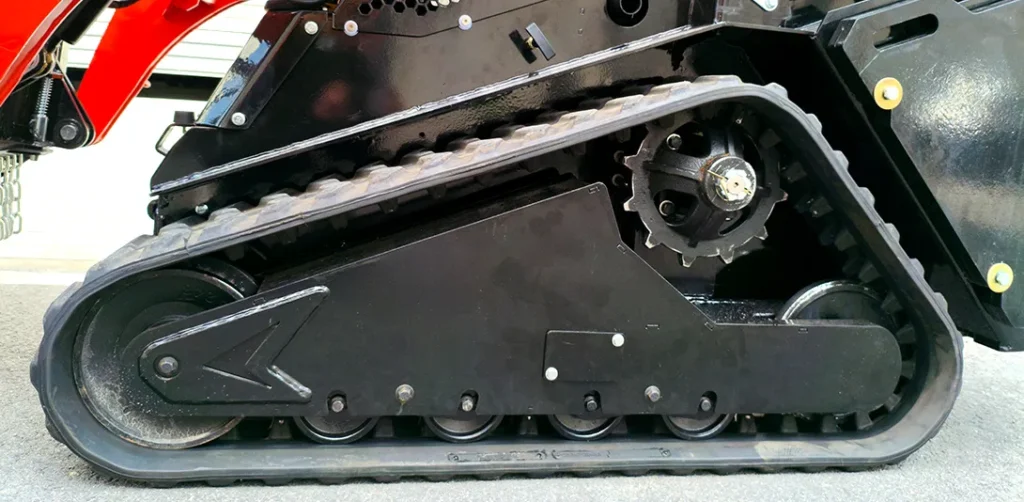 V1000 三角形橡胶履带底盘，具有牵引力、稳定性和平稳的行驶性能