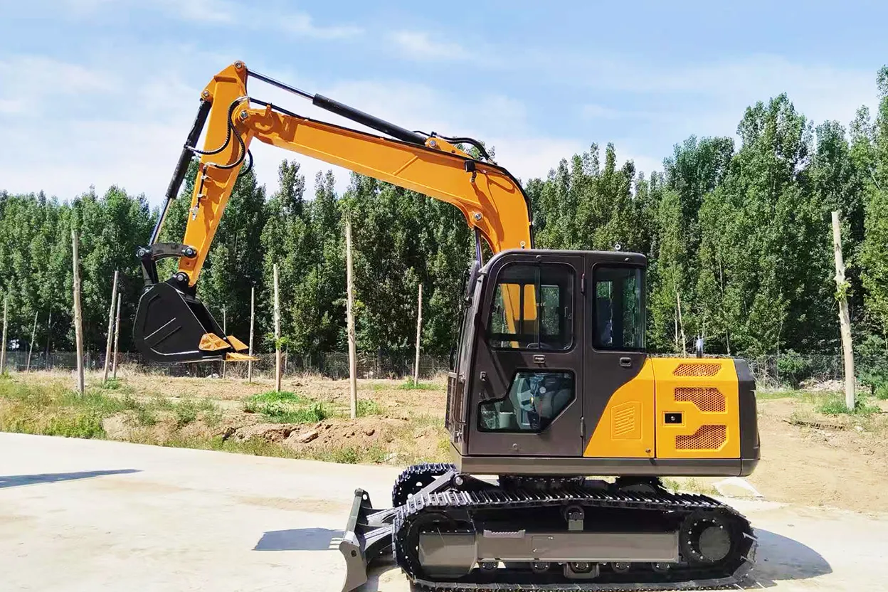 HT75 excavator rear three-quarter view showing counterweight, tracks and working equipment