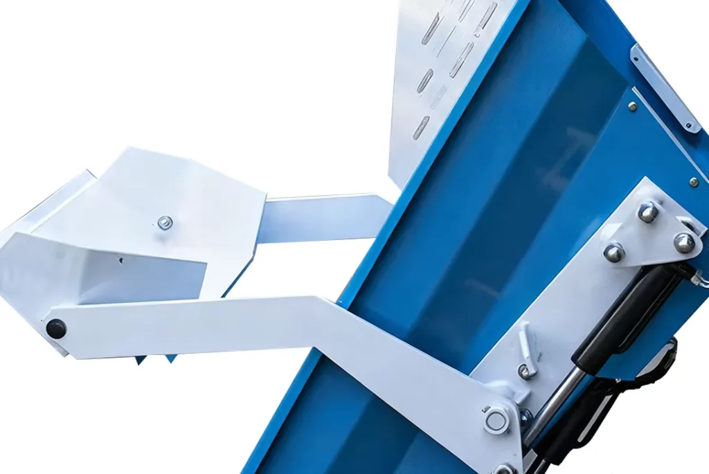 T500 自卸车前铲斗和倾卸铰链结构细节